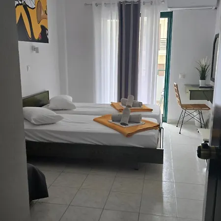 Otel Cariatis