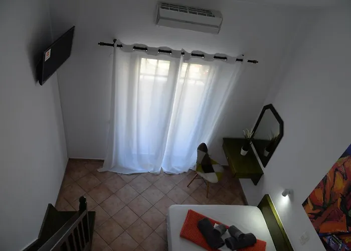 Ξενοδοχείο Cariatis 2*