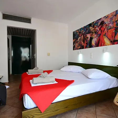 Hotel Cariatis 2*