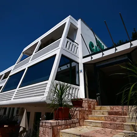 Hotel Cariatis